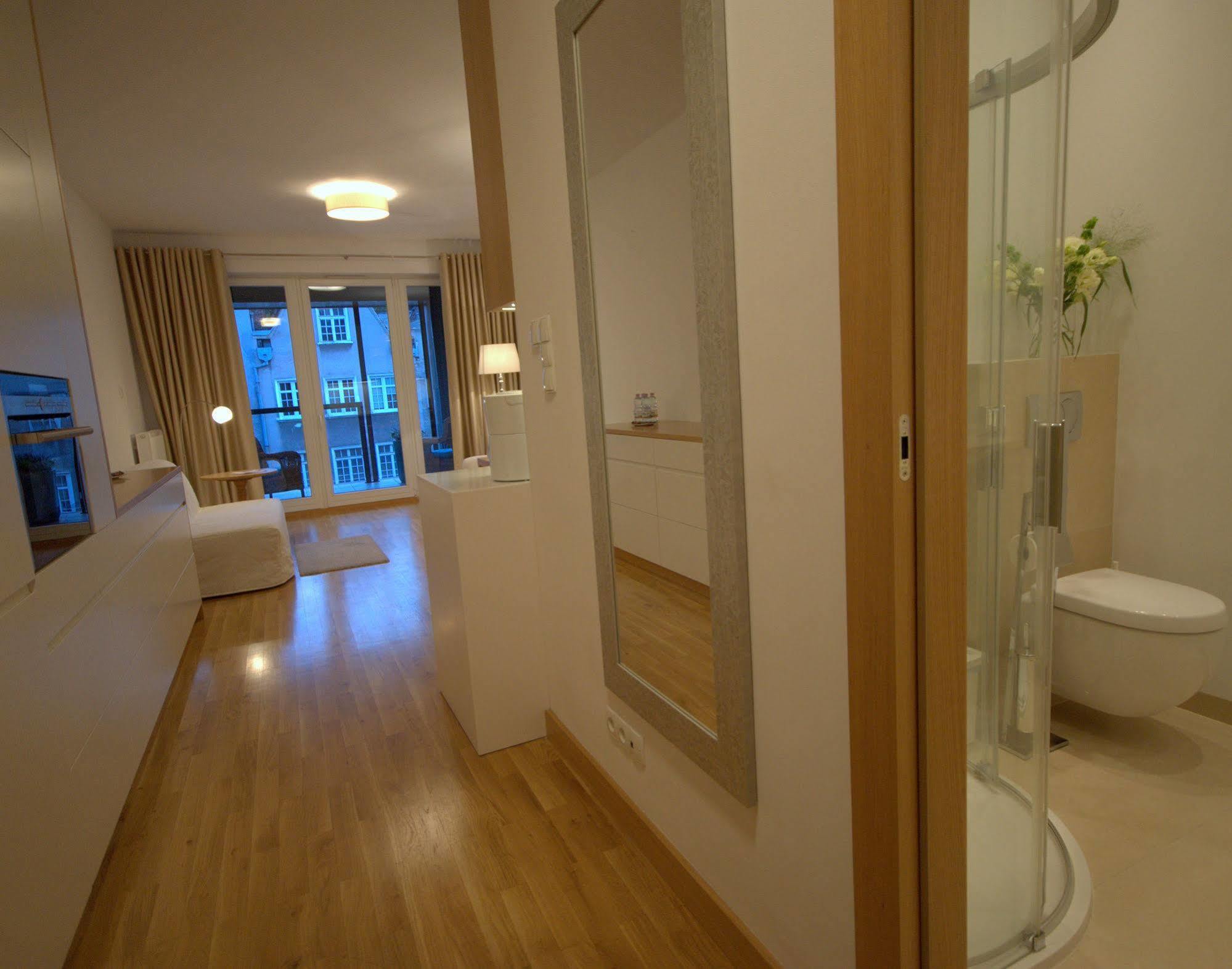 Irs Royal Apartments Apartamenty Irs Kwartal Kamienic Gdańsk Eksteriør billede