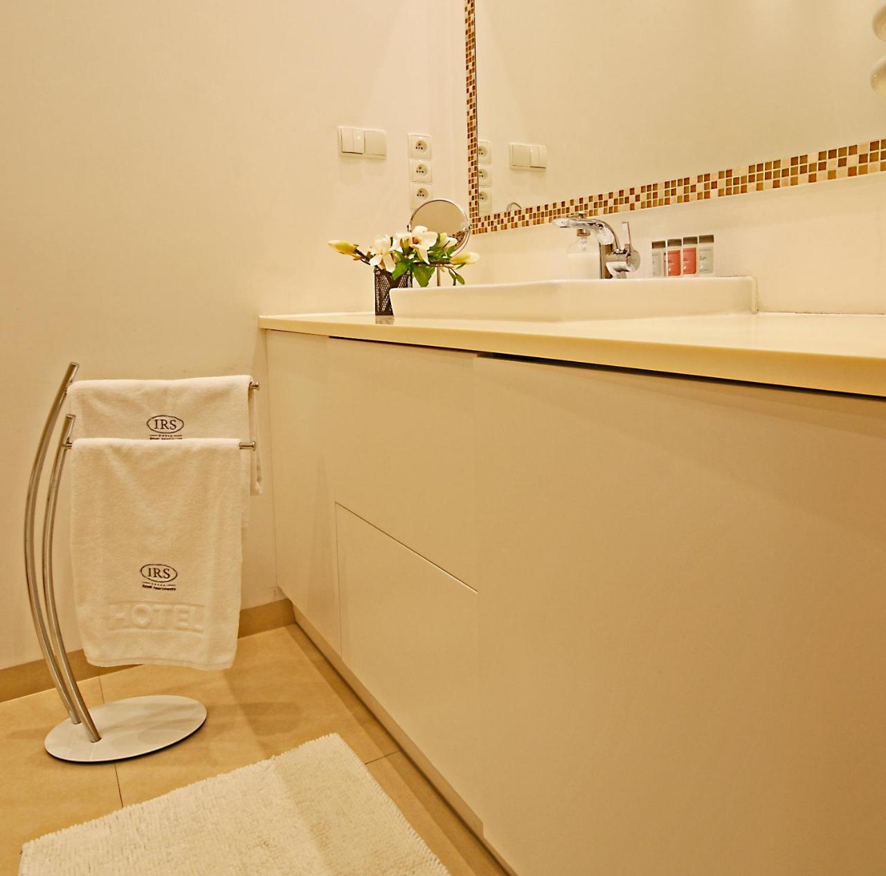 Irs Royal Apartments Apartamenty Irs Kwartal Kamienic Gdańsk Eksteriør billede